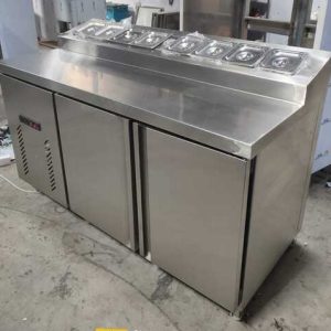 Pizza Under Counter